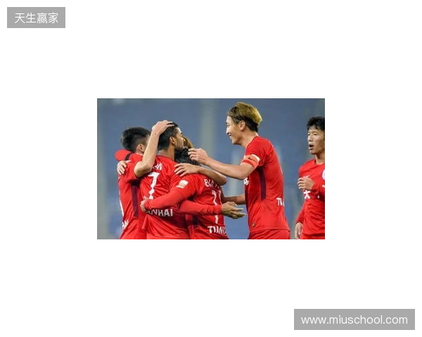 中超-深圳5-2十人三镇 韦斯利、本科维奇分别双响戴伟浚送助攻