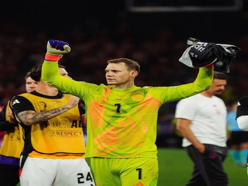 图片报：诺伊尔已完全康复，他为欧冠出战皇马做好了准备